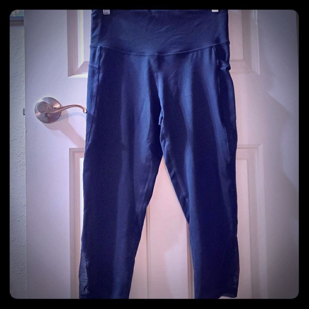 Champion C9 leggings with mesh accent sz M